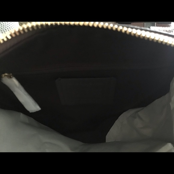 *SOLD*Coach Mini Bennett Signature Satchel - Picture 9 of 10